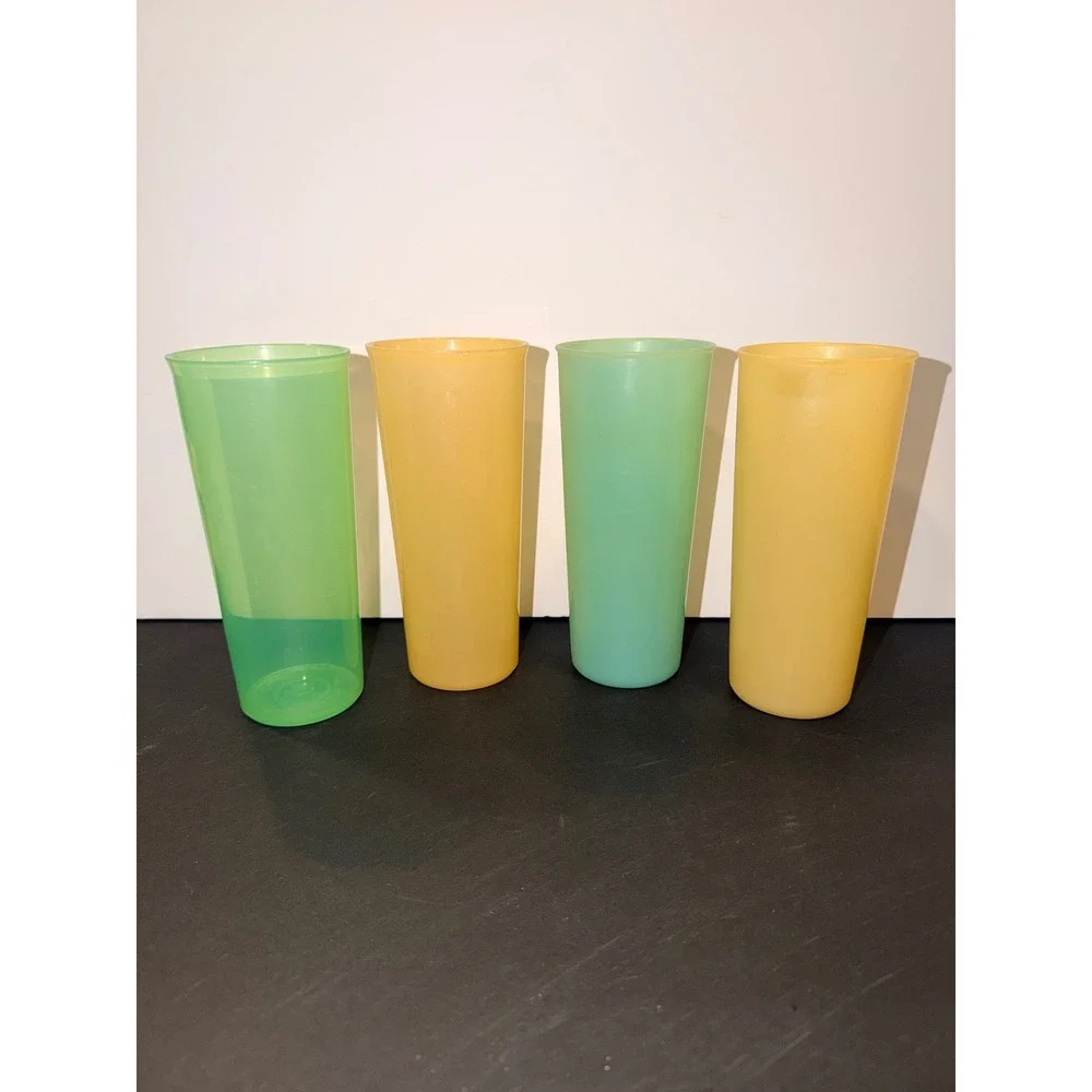 4 Vintage Rubbermaid Plastic Cups Tumblers 16oz Green Yellow Retro Cups USA